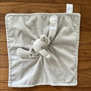 👶🏻 NEW GUND Lovey Pacifier Holder baby gray elephant